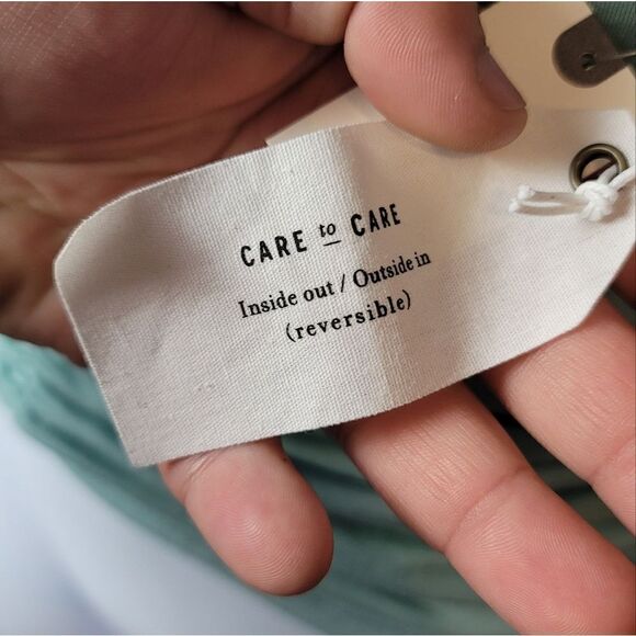 NWT- PILCRO Reversible Top - Picture 4 of 9